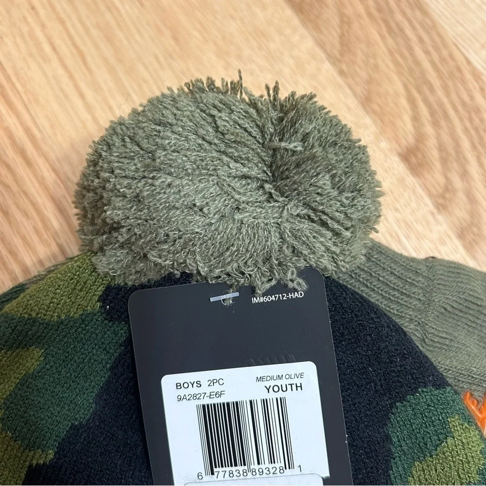 Nike Camouflage Hat Gloves Set Youth Medium Olive Tech Cell Phone Safe Green